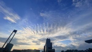 기적 같은 구름